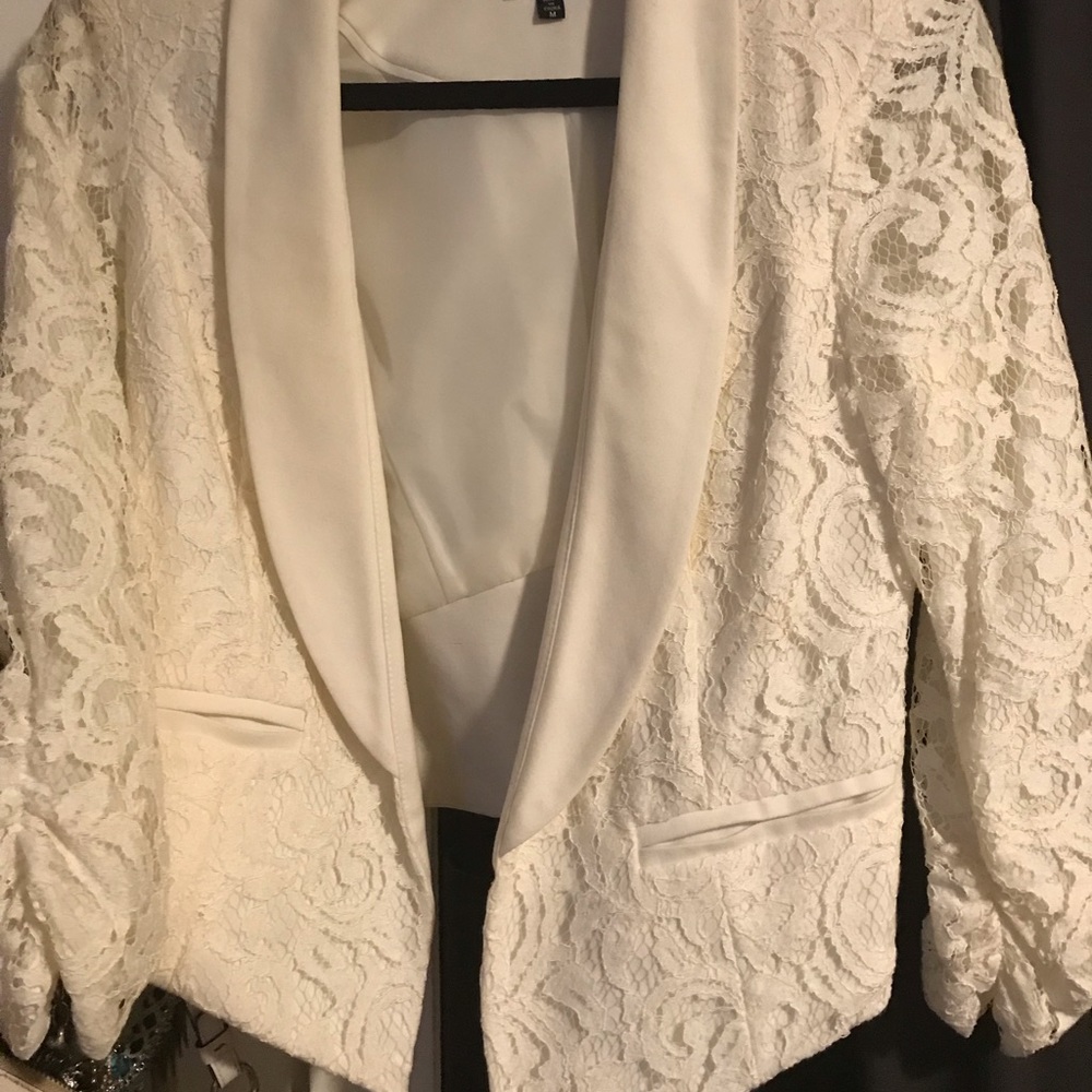 XoXo blazer